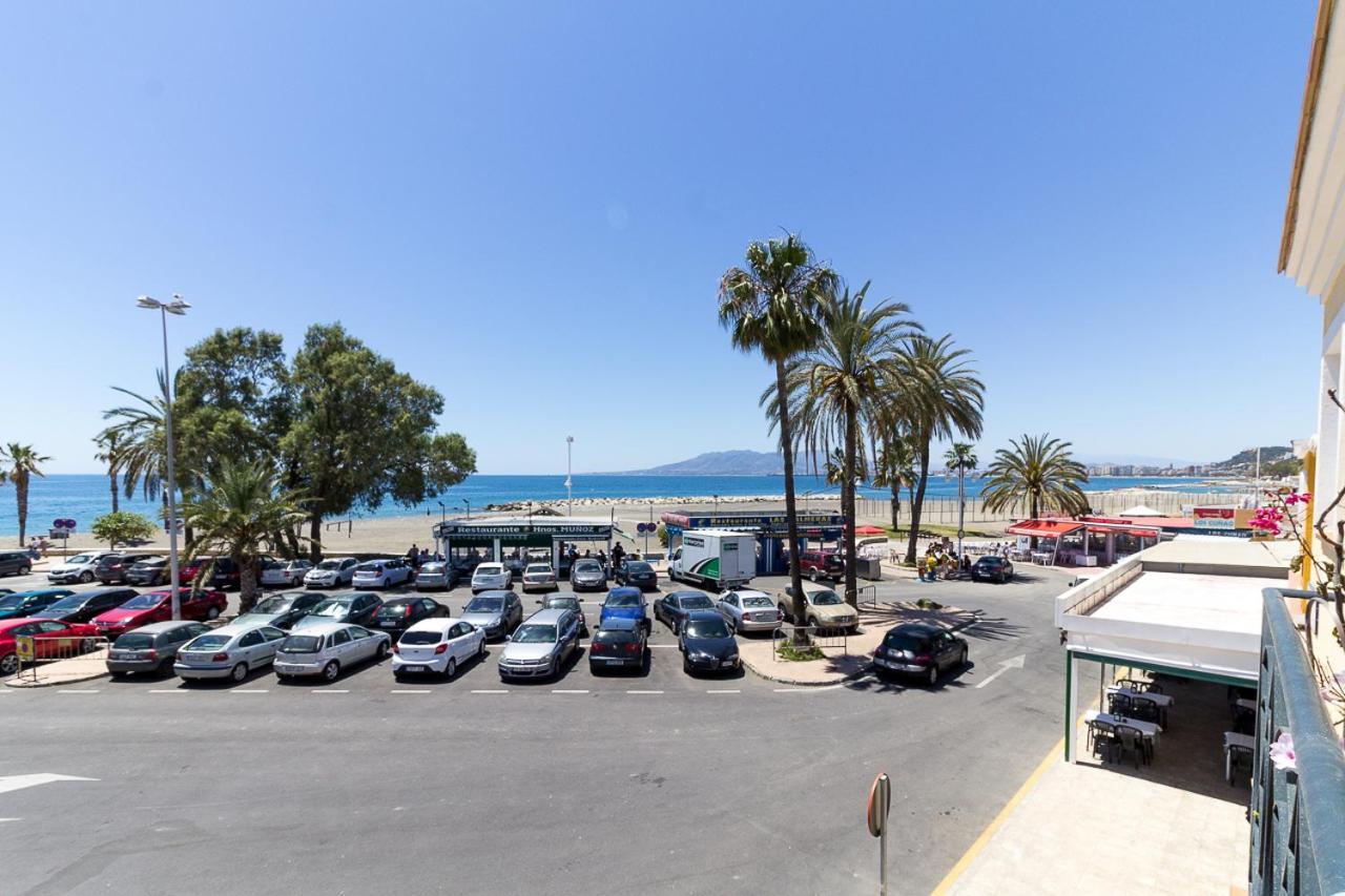 Soek Pedregalejo Seafront Holidays Homes マラガ エクステリア 写真